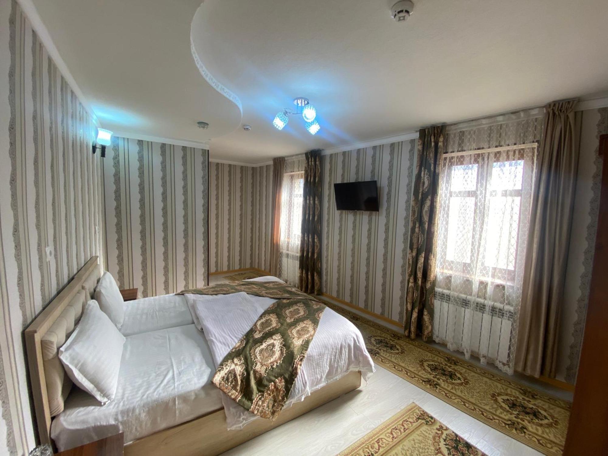Retro Boutique Hotel Samarkand Exterior photo